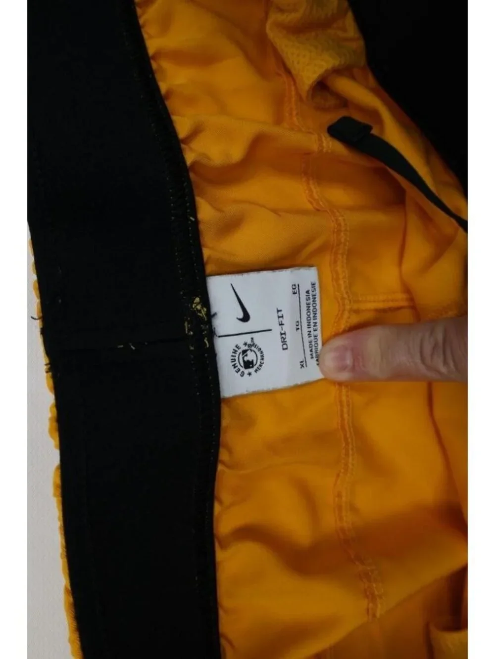 Nike Baseball Mens Size XL Pittsburgh Pirates Baseball Above Knee Shorts Yellow